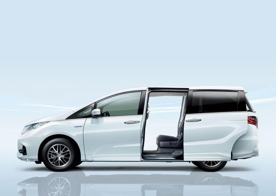  Honda Odyssey Hybrid 2017 года  (JP) (фото 2 из 2)